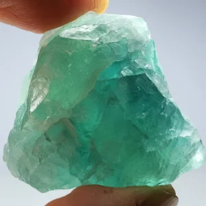 سنگ راف اونتورین سبز اصل و معدنی