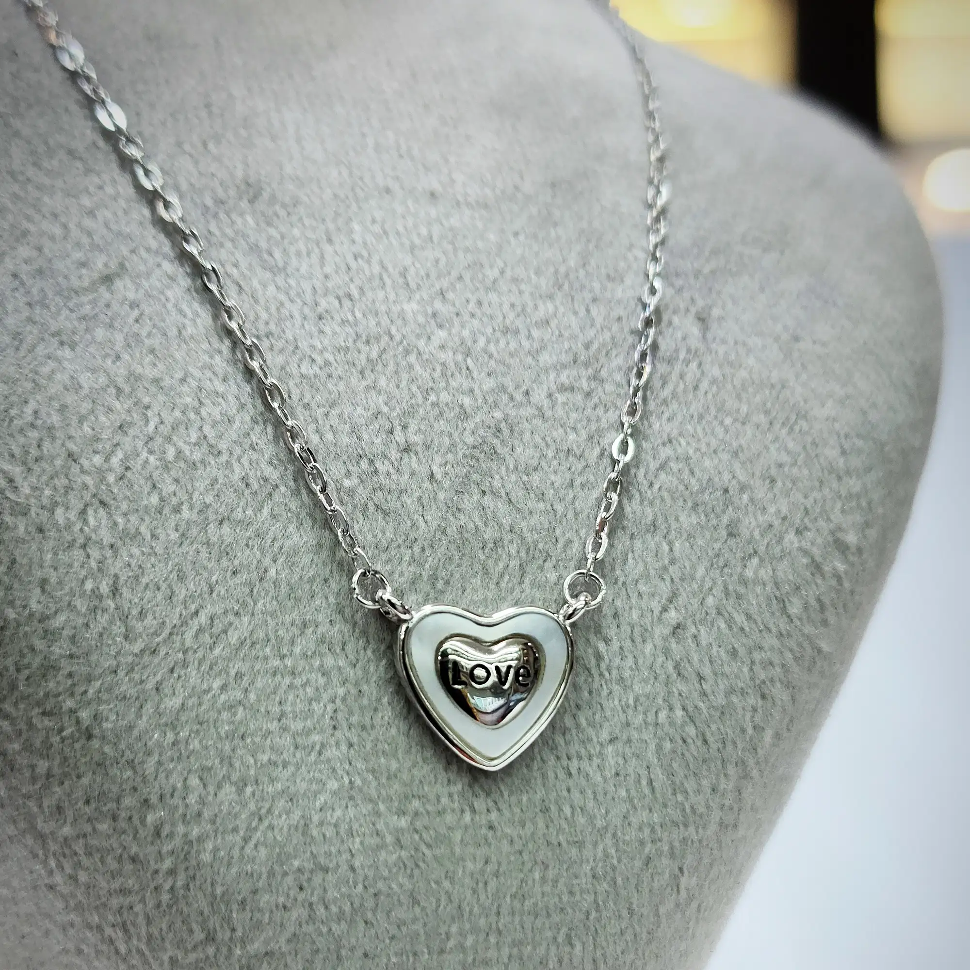 گردنبند نقره طرح قلب و Love